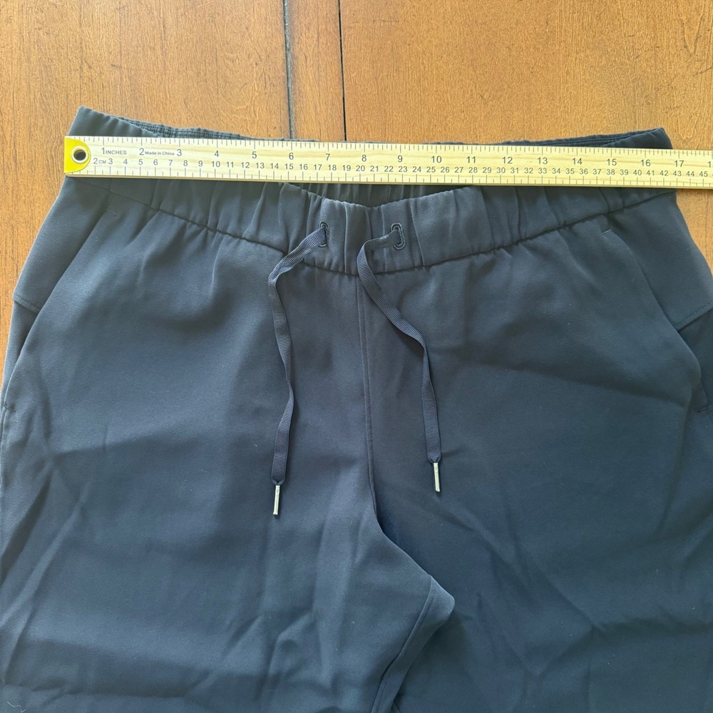 Lululemon On the Fly 7/8 Pant Black Luxtreme Jogger Women Size 12 LW5BPMS - Picture 3 of 7